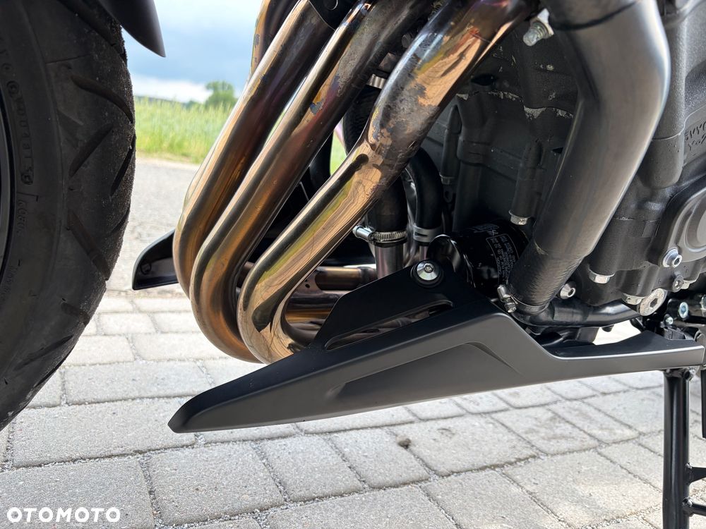 Yamaha FZ8 - 18