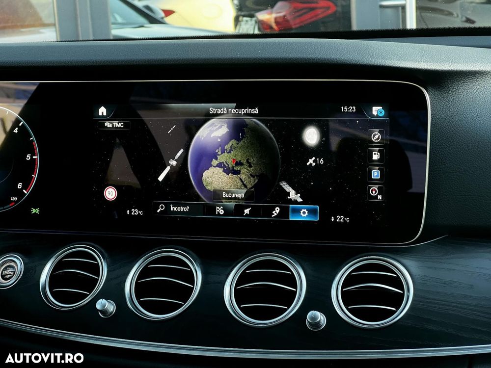 Mercedes-Benz E - 11