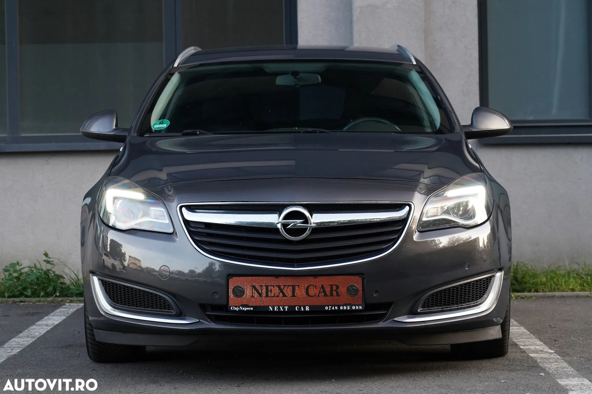 Opel Insignia 1.6 CDTI ECOTEC Cosmo Aut. - 2