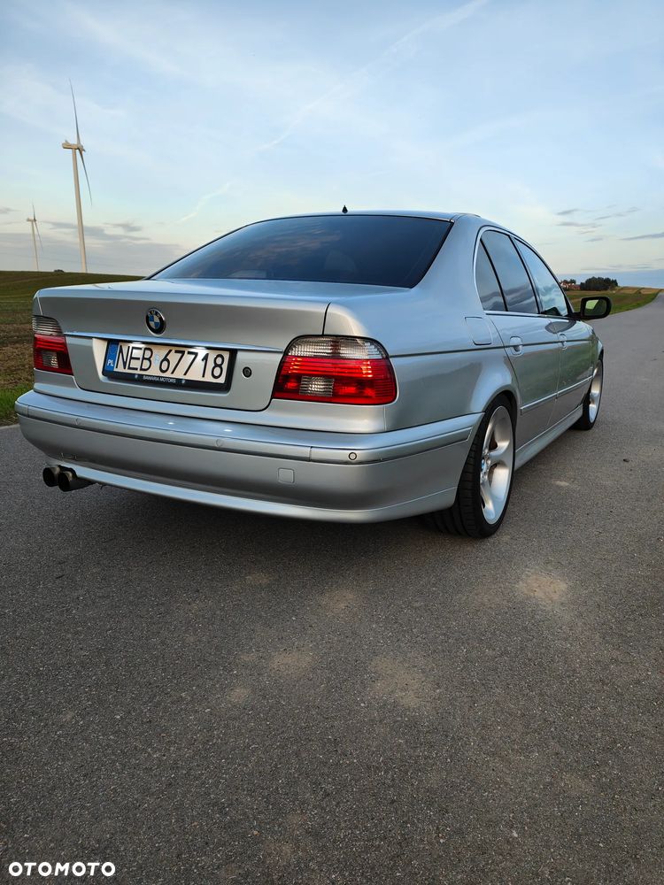 BMW Seria 5 525d - 4