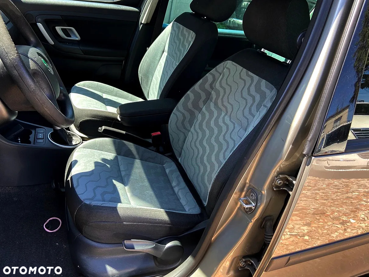 Skoda Roomster 1.4 16V Active - 19