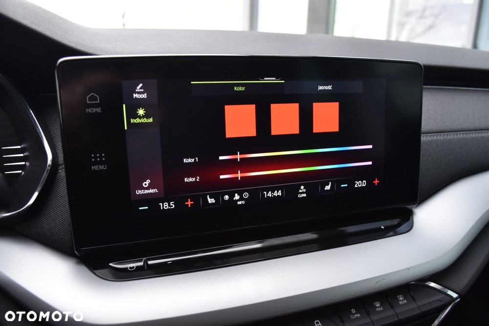 Skoda Octavia 2.0 TDI SCR Style DSG - 20