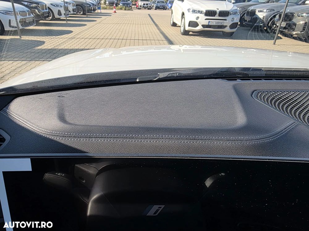 BMW i4 eDrive40 - 17