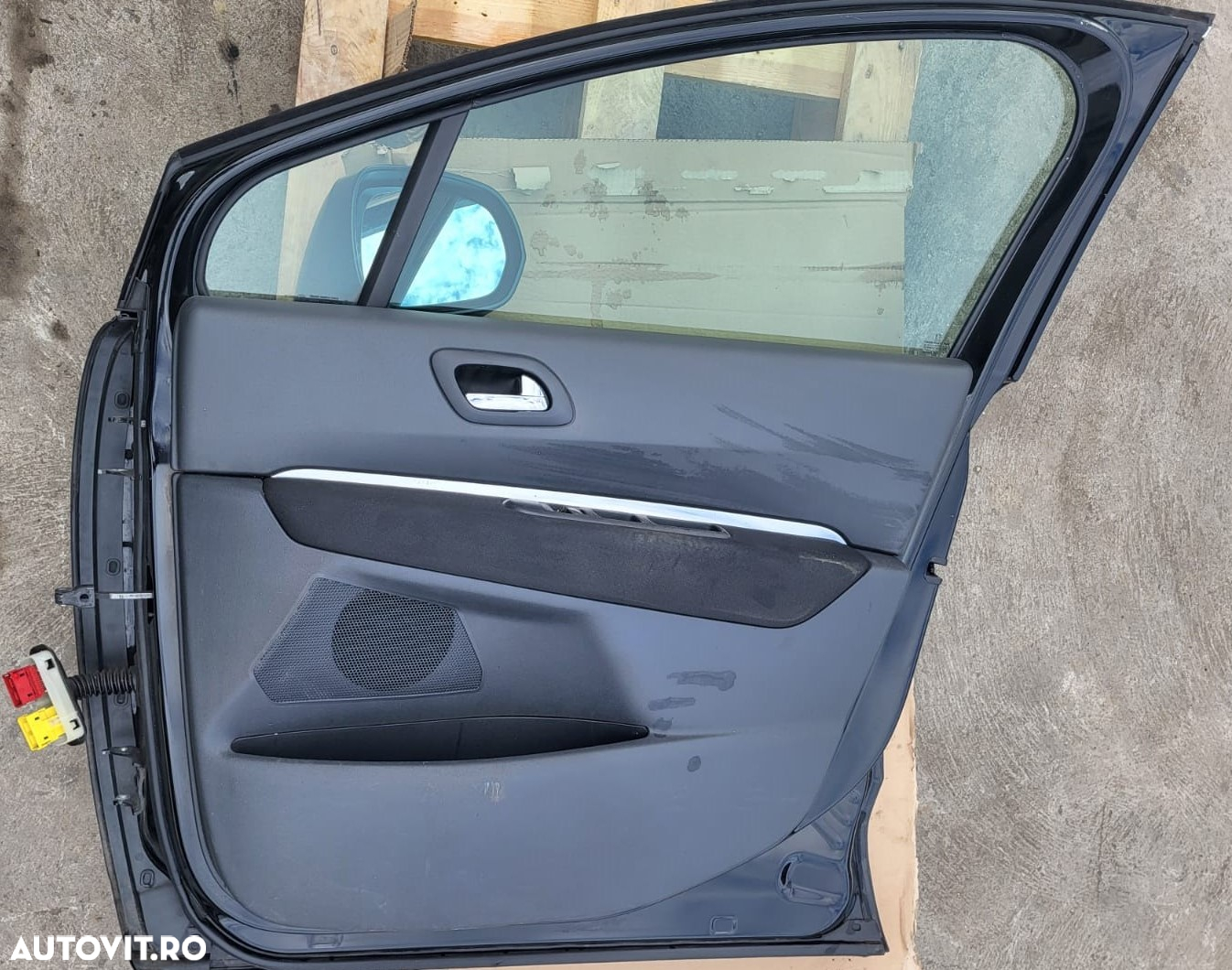Vindem usa dreapta fata  Peugeot 3008 - 7