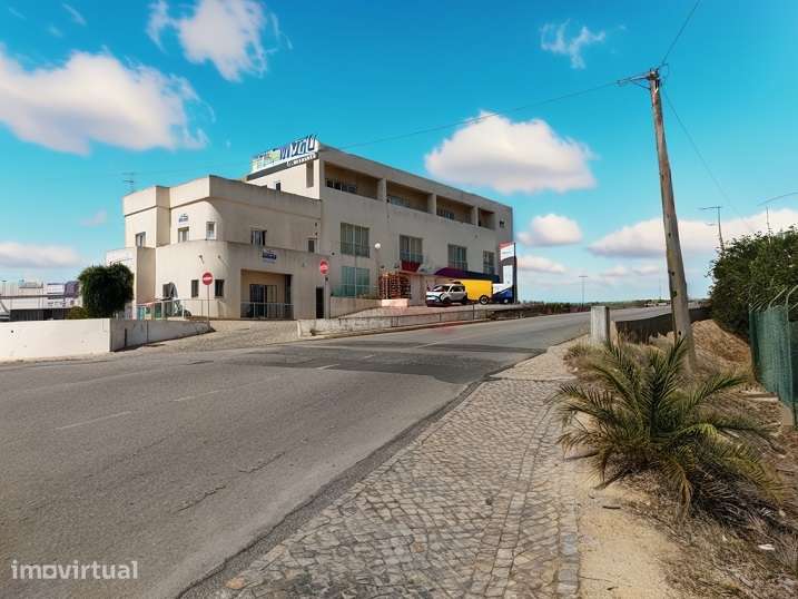 Apartamento T1 a poucos minutos da PRAIA , em Albufeira - Full image: 4/11