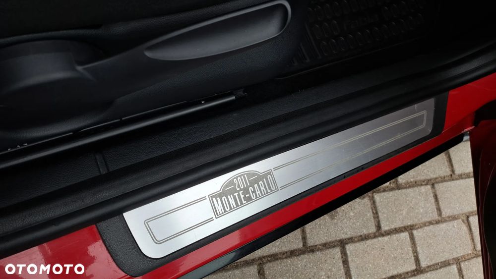 Skoda Fabia 1.2 TSI MONTE CARLO - 9