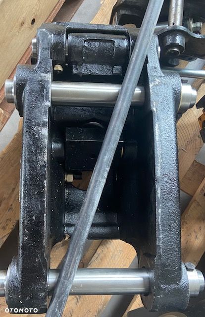 Szybkozłącze JCB 3CX 4CX 8080 8065 86C-1 Odlew - 3