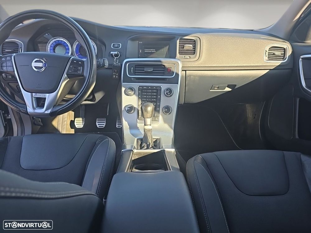 Volvo S60 1.6 D2 R-Design Summum - 9