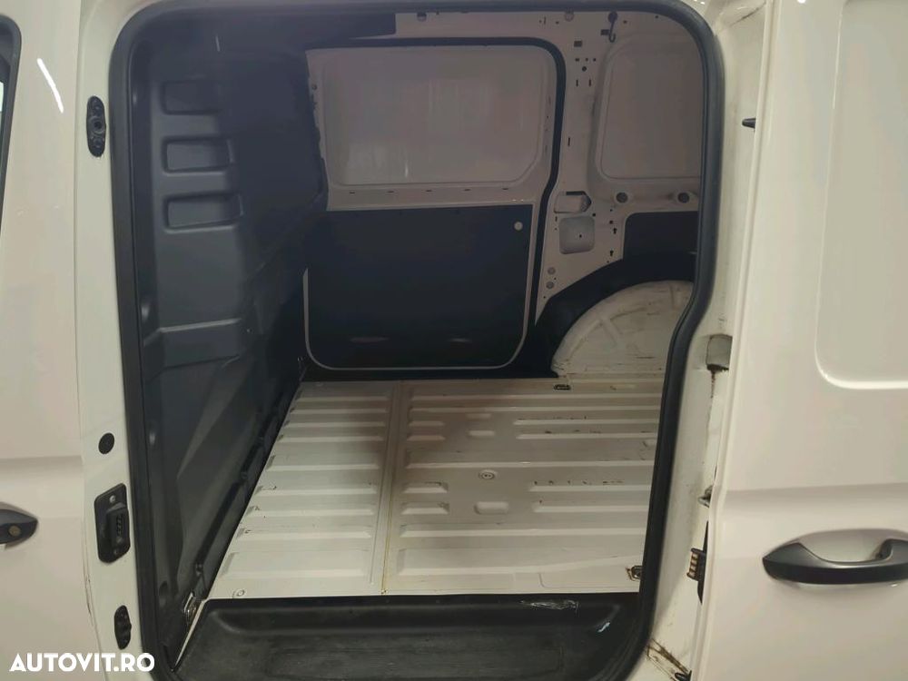 Volkswagen Caddy Maxi 2.0 TDI 75 kW - 11