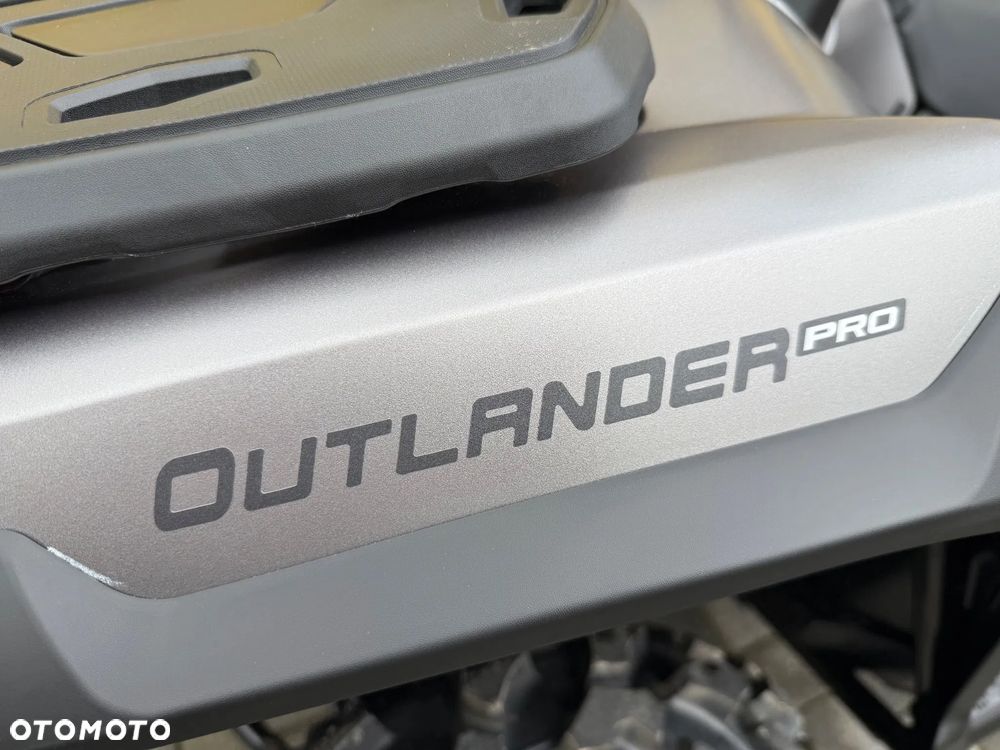 Can-Am Outlander Max - 10