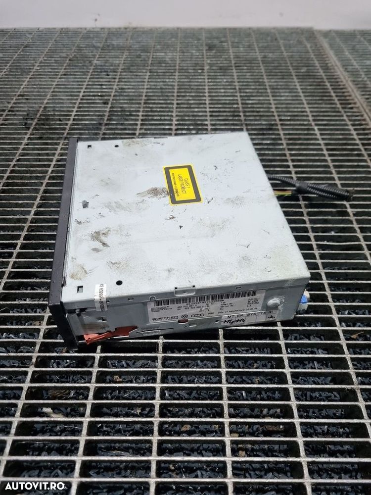 Dvd player AUDI Q7 2005 - 2009 (1370) 4e0919887 - 2