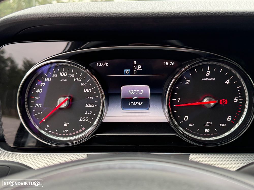 Mercedes-Benz E 220 d Avantgarde+ - 31