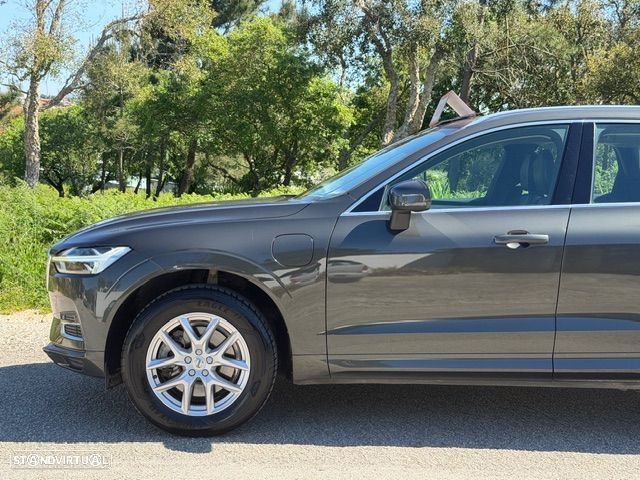 Volvo XC 60 2.0 T8 PHEV Momentum AWD - 2