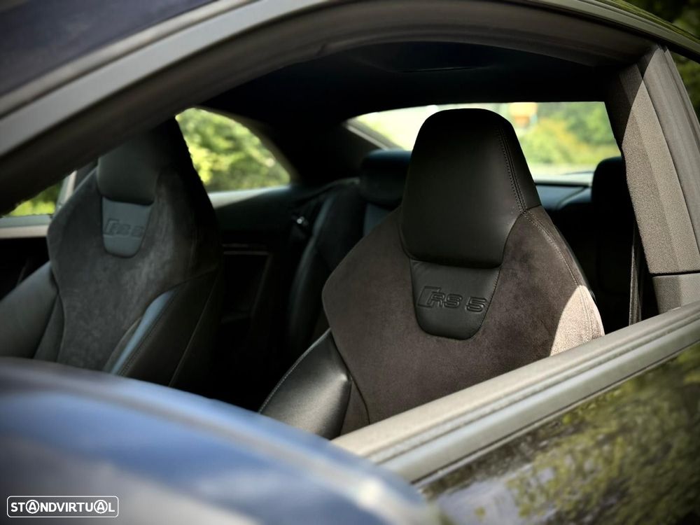 Audi RS5 4.2 FSi quattro S tronic Exclusive - 2