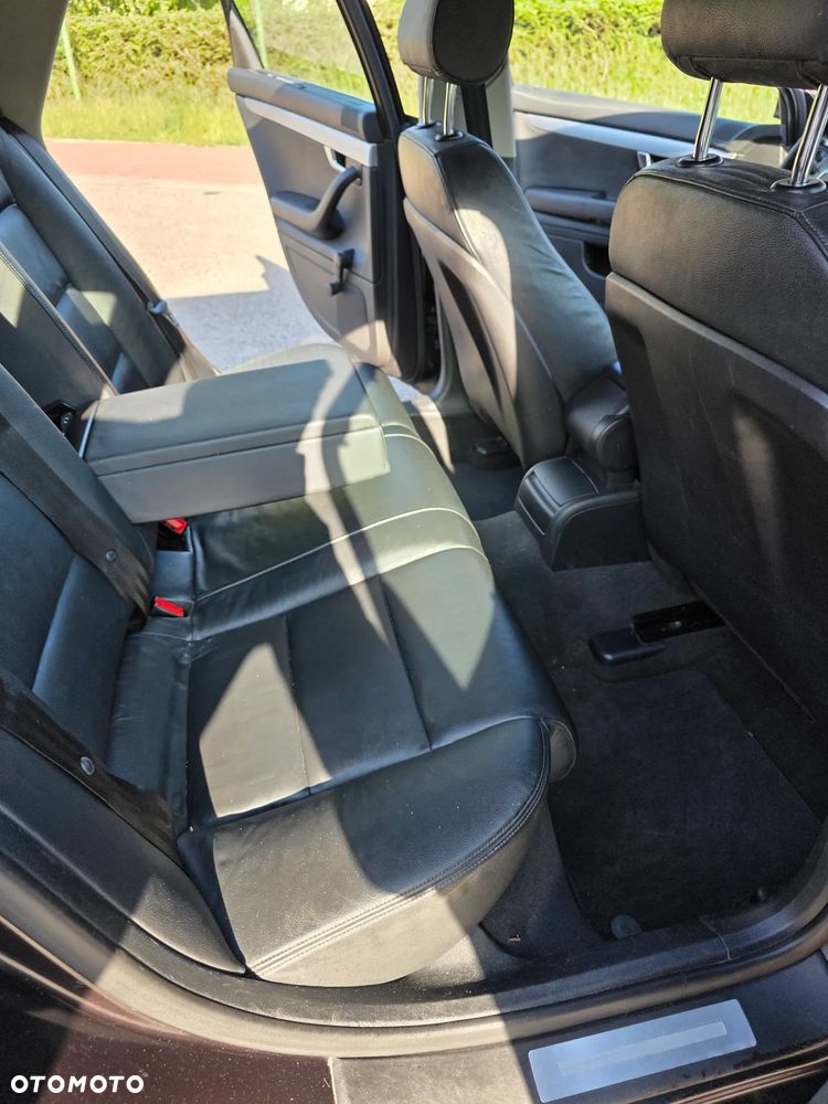 Audi A4 Avant - 13
