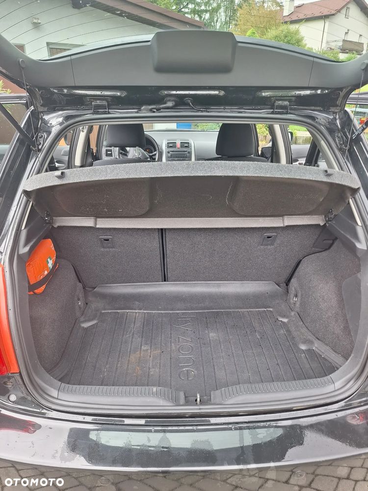 Toyota Auris 1.6 Prestige - 12