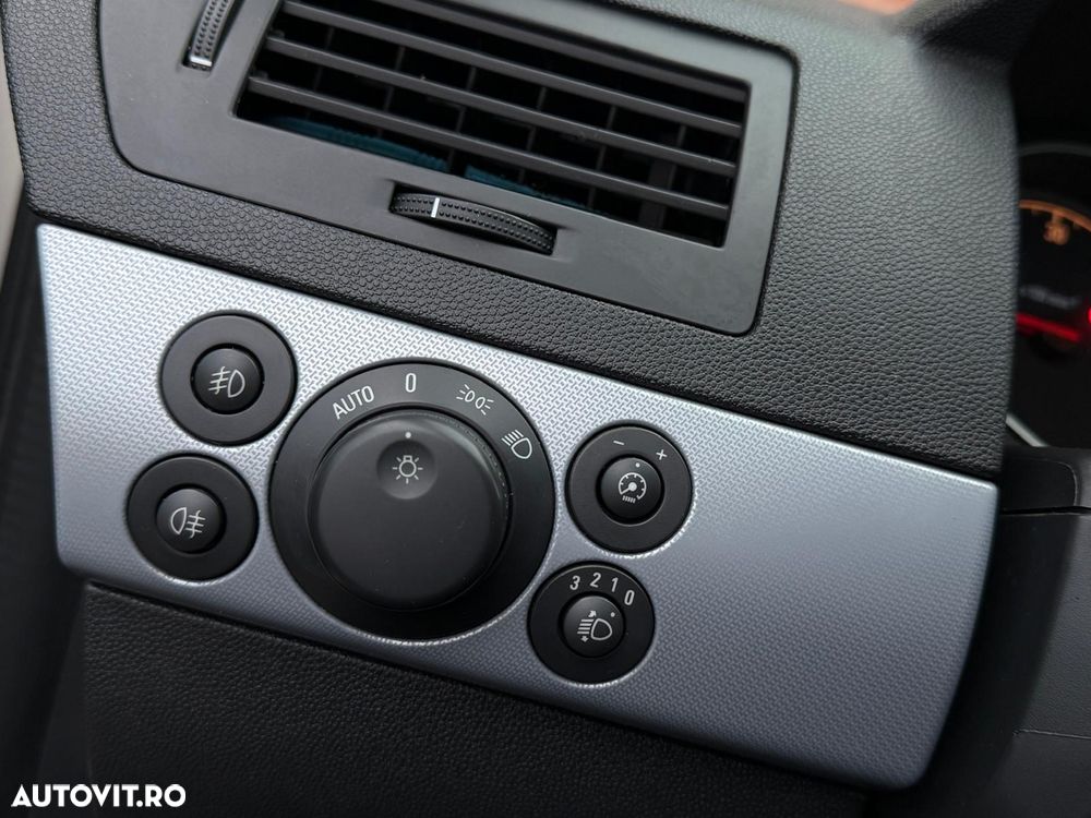 Opel Astra 1.7 CDTI - 12