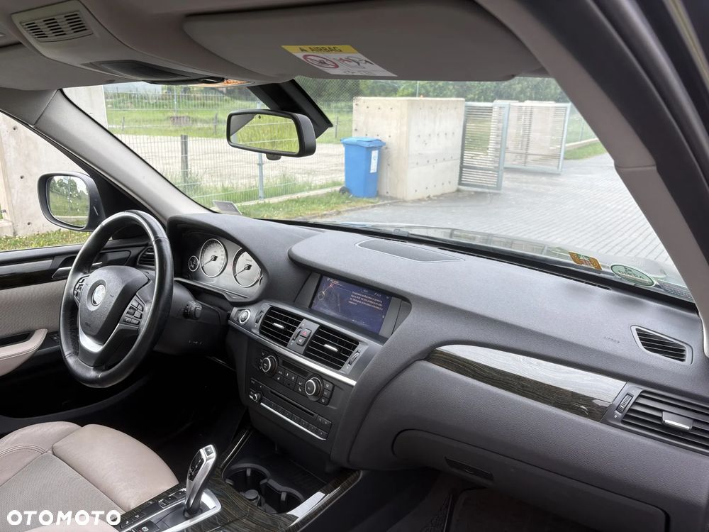 BMW X3 xDrive20d - 26