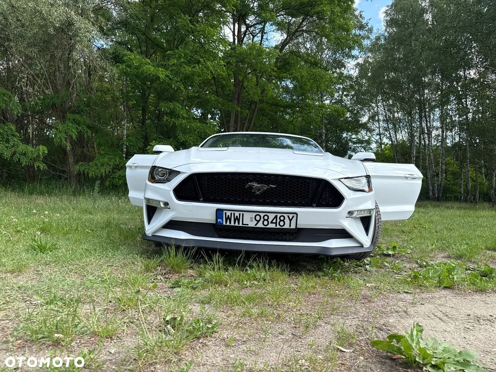 Ford Mustang - 5