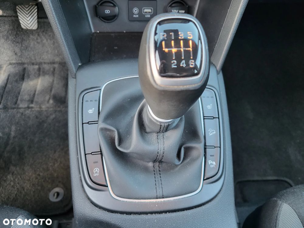 Hyundai Kona - 22