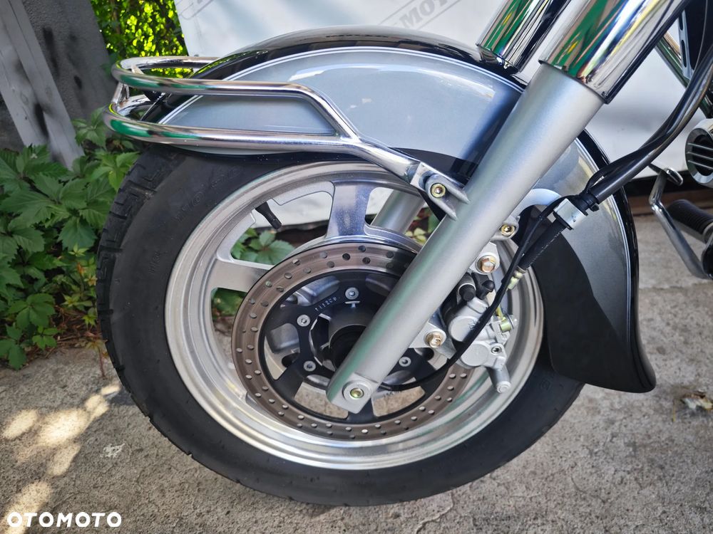 Hyosung GV - 8