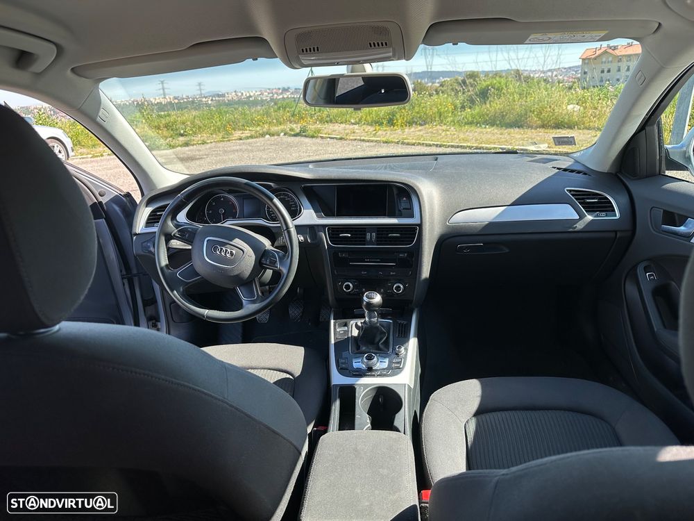 Audi A4 Avant 2.0 TDI DPF clean Attraction - 8