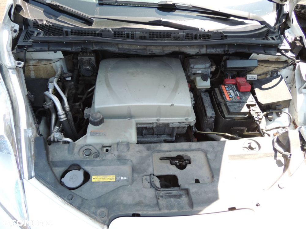 Kompresor klimatyzacji Nissan Leaf I '17 - 1