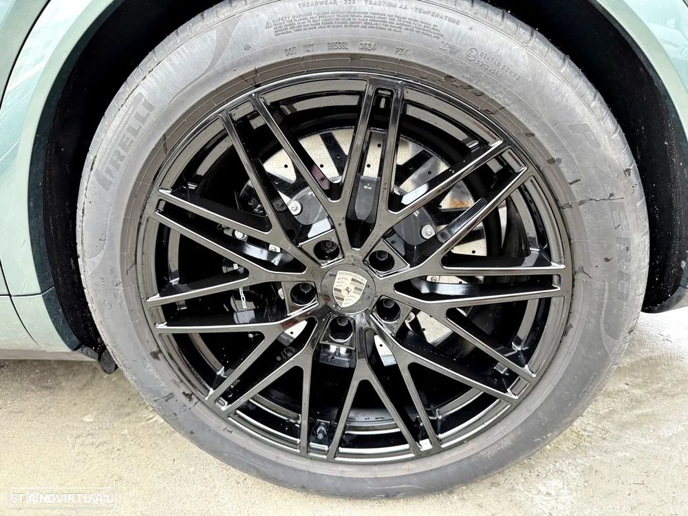 Porsche Cayenne Turbo E-Hybrid - 54