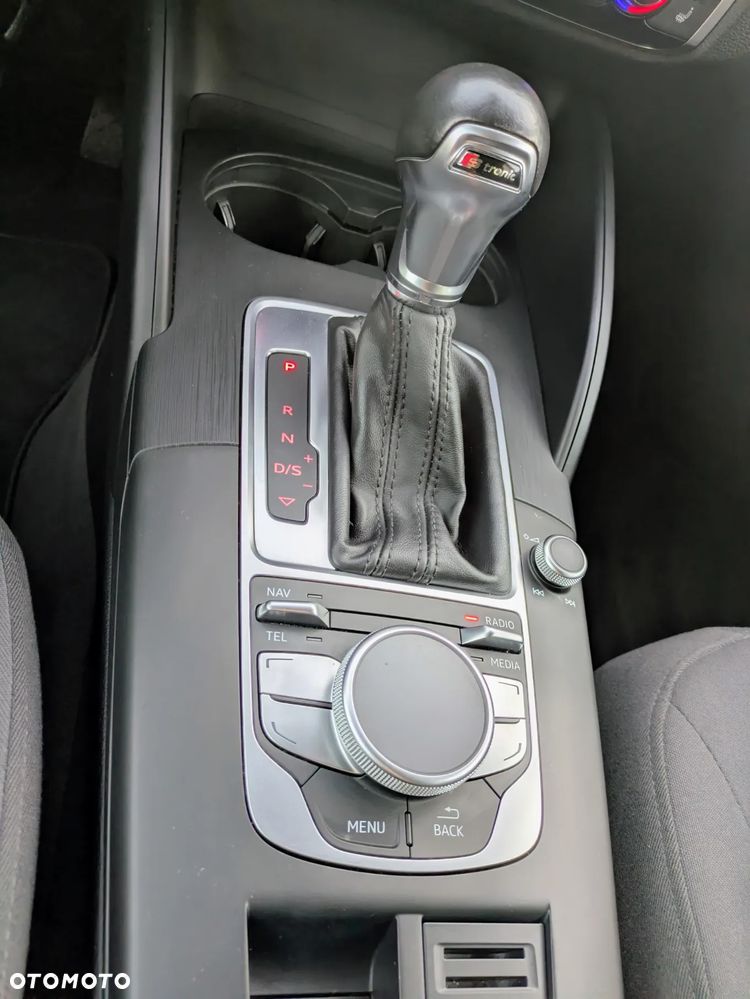 Audi A3 1.6 TDI S tronic - 26