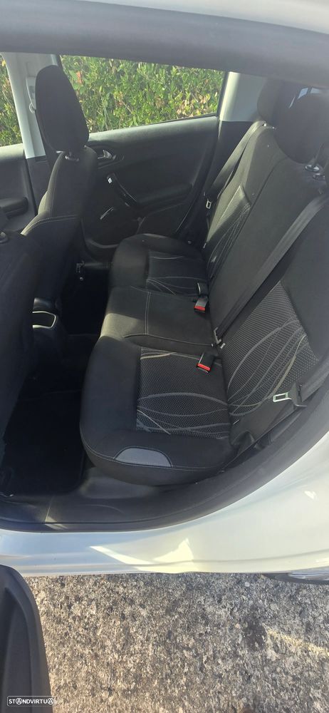 Peugeot 208 PureTech 82 Start & Stop Active - 7