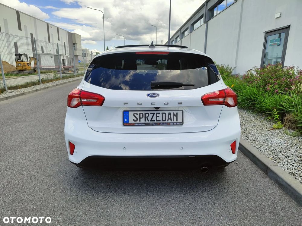 Ford Focus 1.5 EcoBlue Start-Stopp-System TITANIUM STYLE - 5