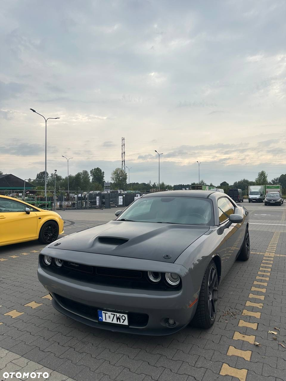 Dodge Challenger 5.7 R/T - 4