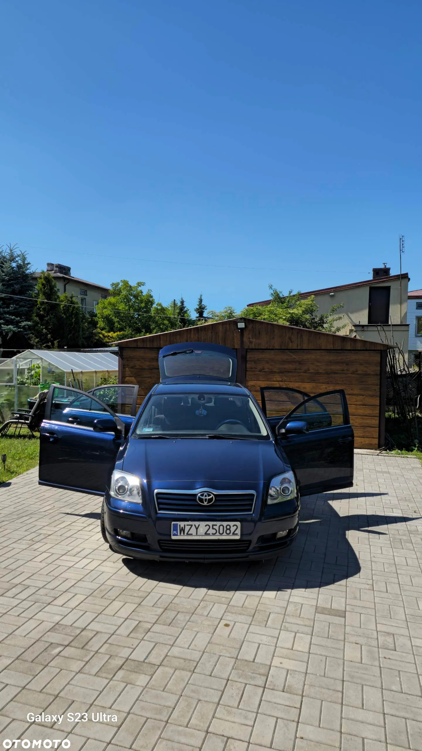 Toyota Avensis 1.8 VVT-i Sol - 2
