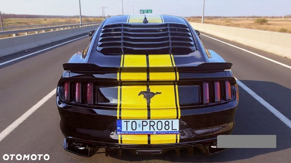 Ford Mustang - 12