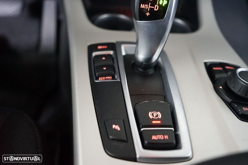 BMW X3 18 d sDrive Auto - 37