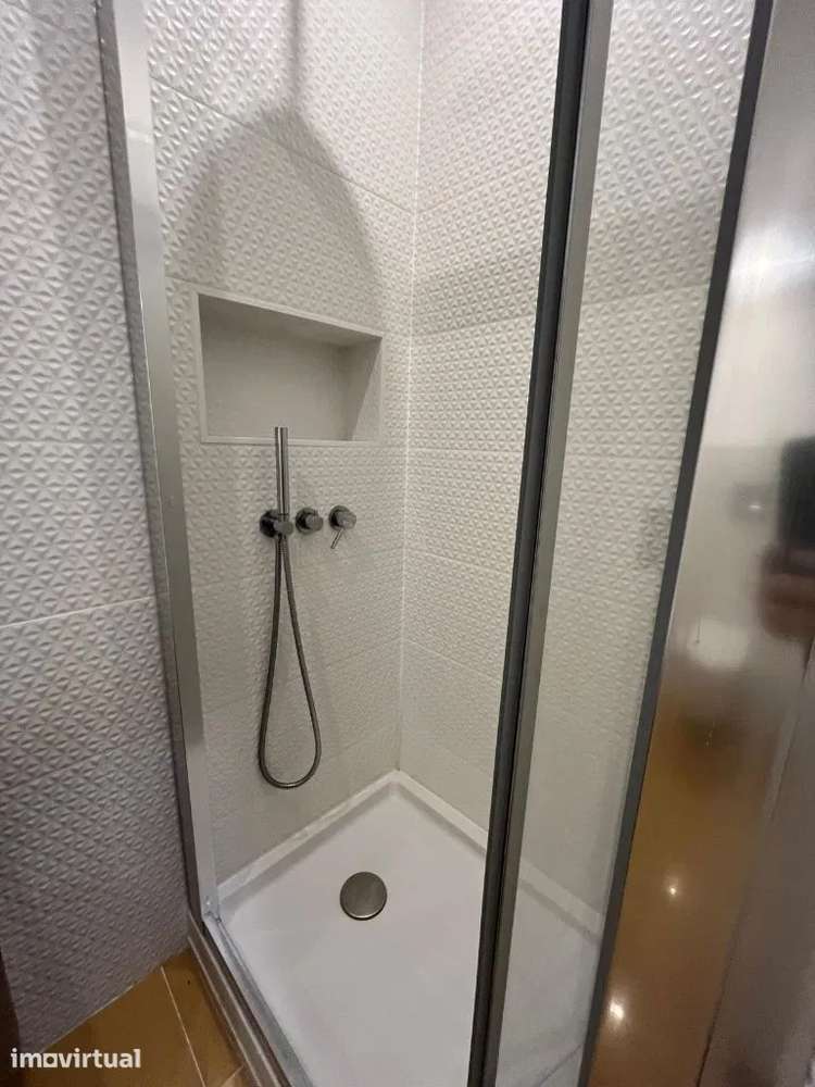 Apartamento mobilado T0, Praça do Comércio. Excelente, com licença AL - Grande imagem: 3/8