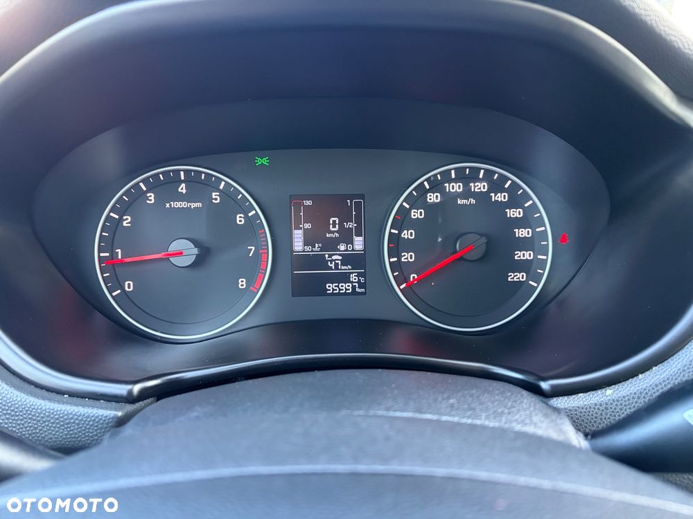 Hyundai i20 - 16
