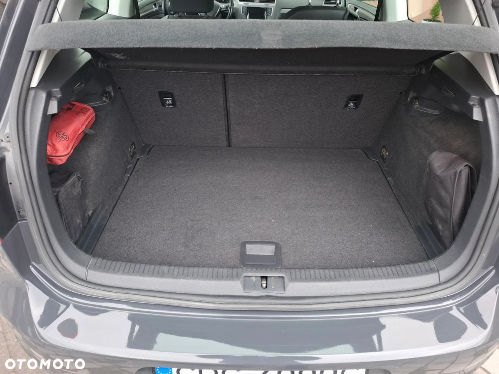 Volkswagen Golf 1.2 TSI BMT Trendline - 16