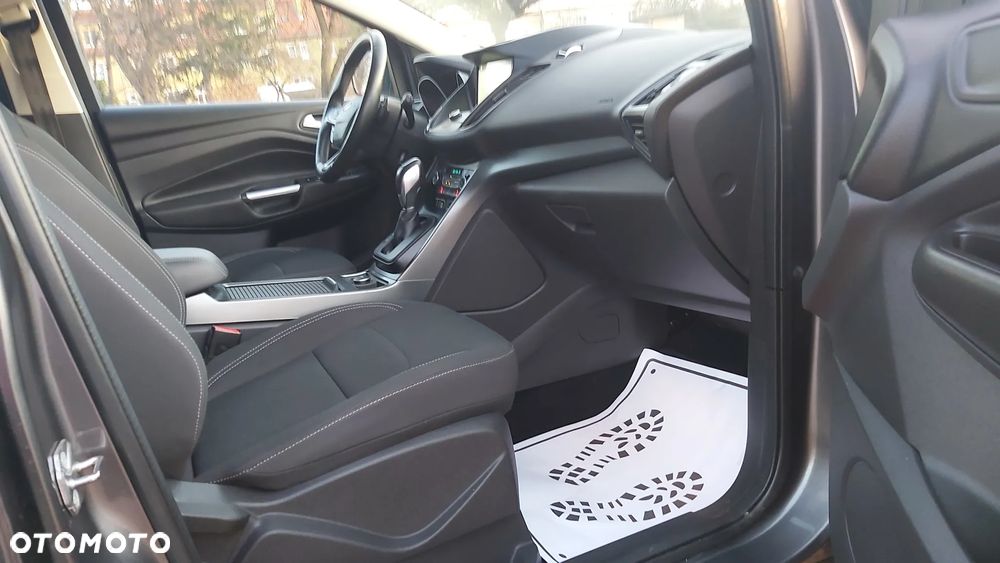 Ford Kuga 1.5 TDCi 2x4 Titanium - 22