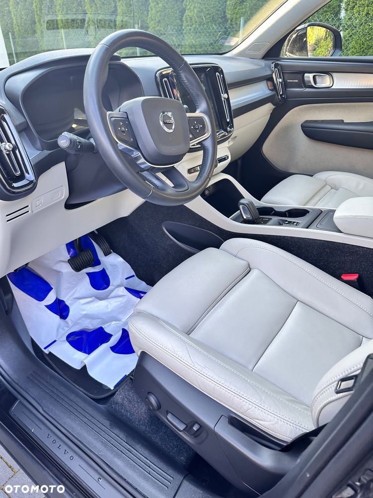 Volvo XC 40 T4 AWD - 16