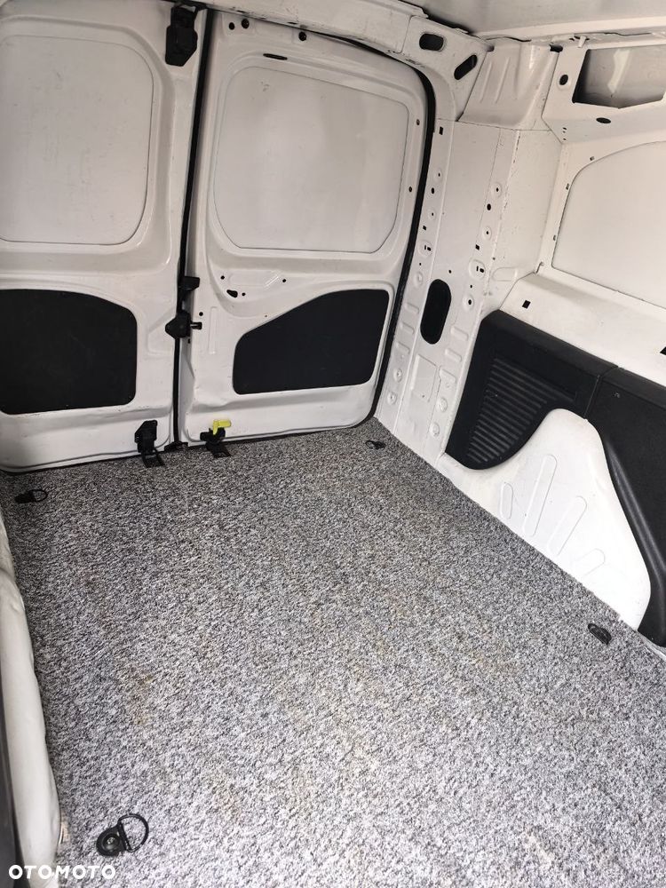 Citroën BERLINGO - 5