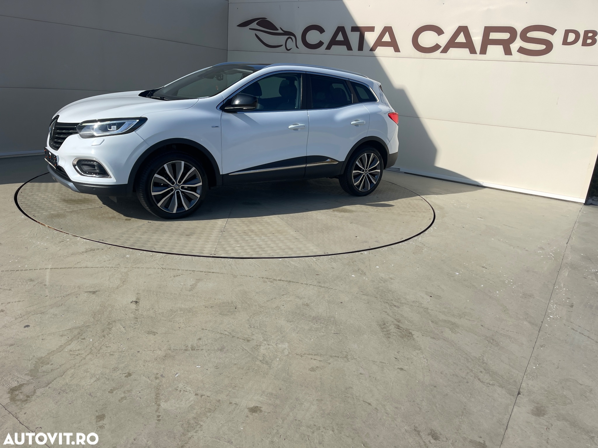 Renault Kadjar TCe EDC GPF Black Edition - 5