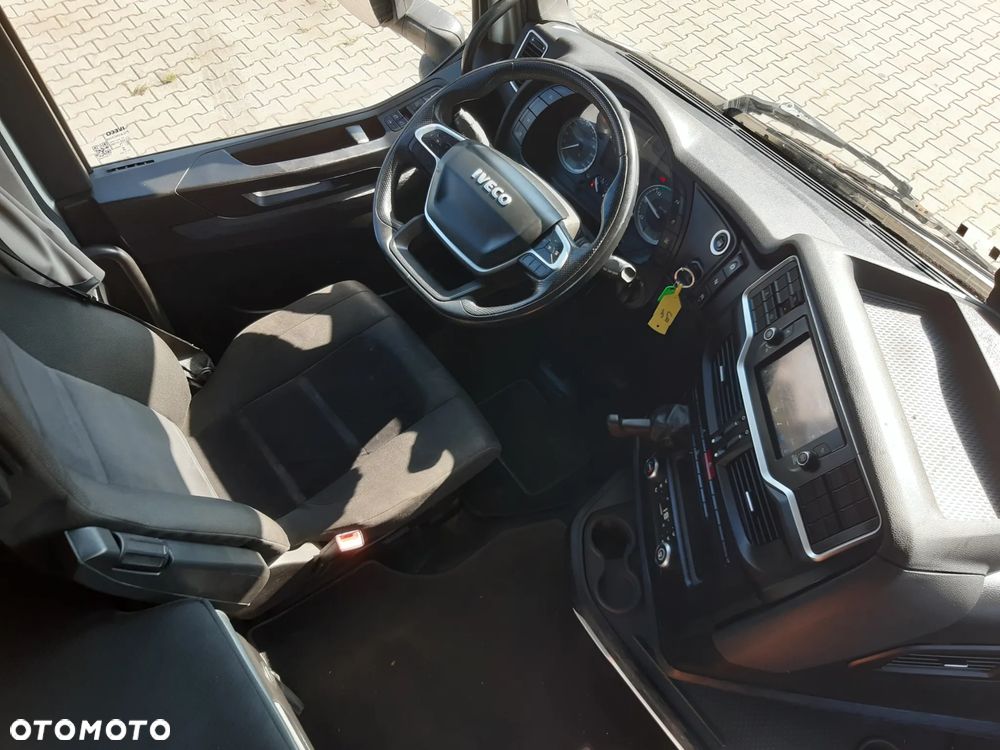 Iveco AS440ST/P - 13