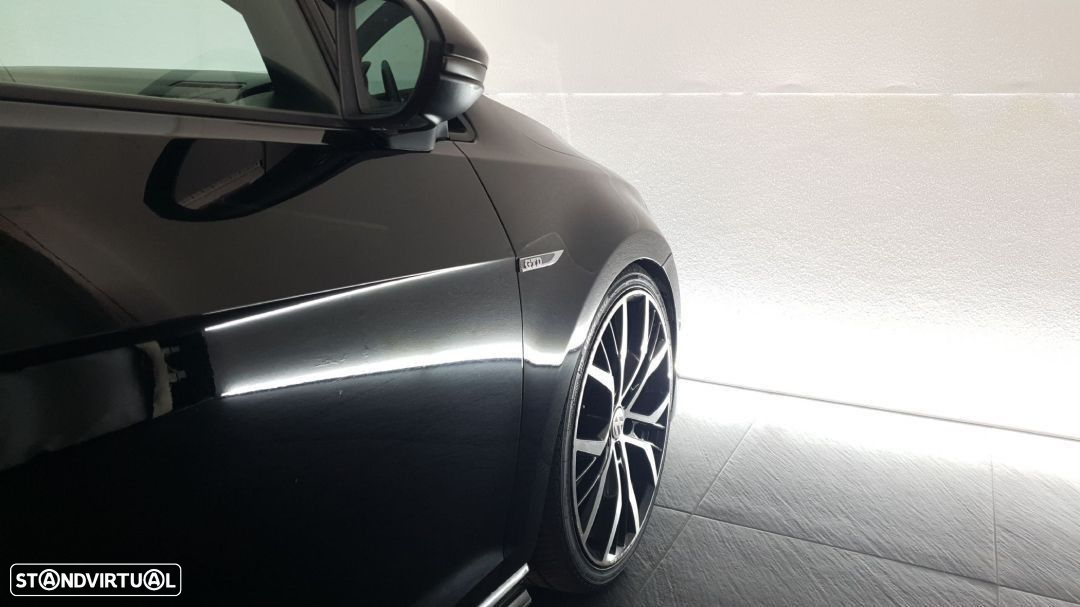 VW Golf 2.0 TDi GTD DSG - 48