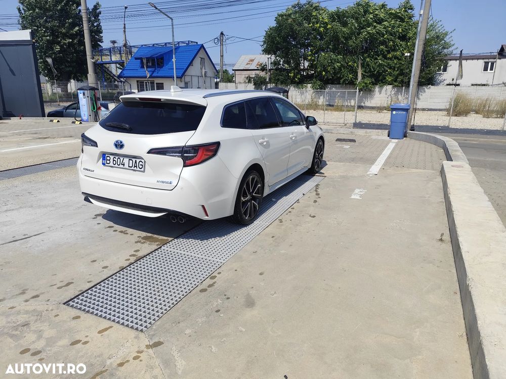 Toyota Corolla - 3