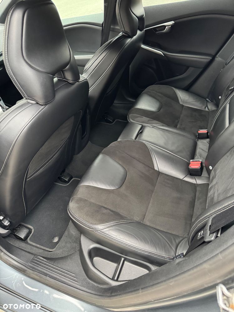 Volvo V40 - 17