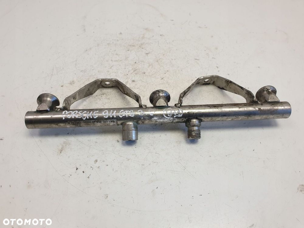 Porsche 911 GT3 3.8 PRZEWÓD PALIWA listwa - 1