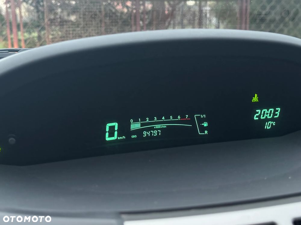 Toyota Yaris 1.0 Terra A/C - 8