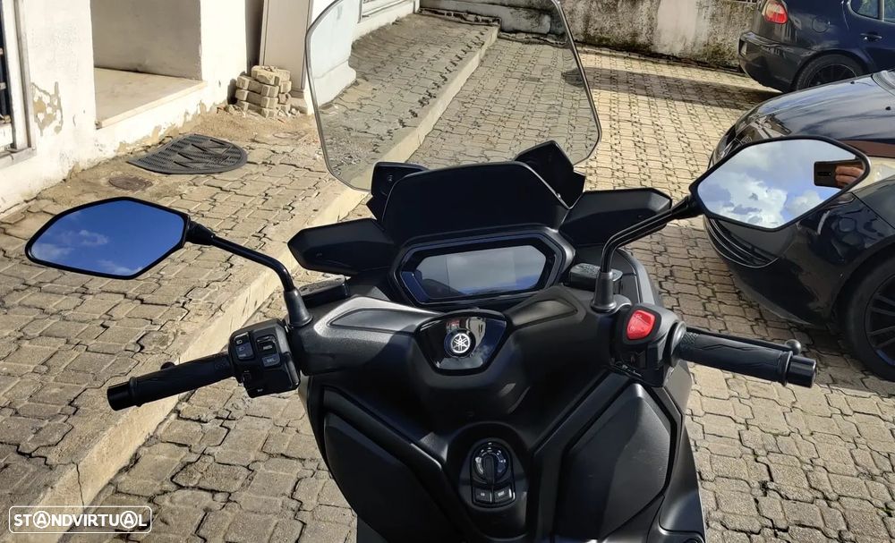 Yamaha X-Max 300 - 11