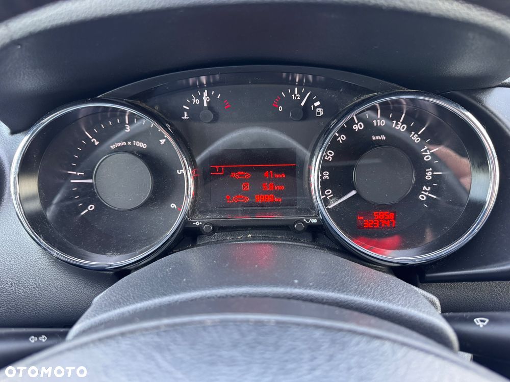 Peugeot 3008 2.0 HDi Allure - 16